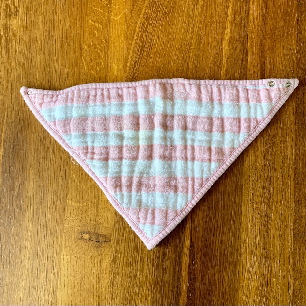 Aden + Anais pink & white bandana bibs - Picture 2 of 6